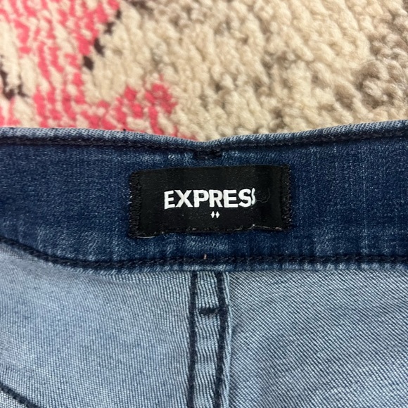 Express Skinny High Rise Size 4R - Picture 3 of 5
